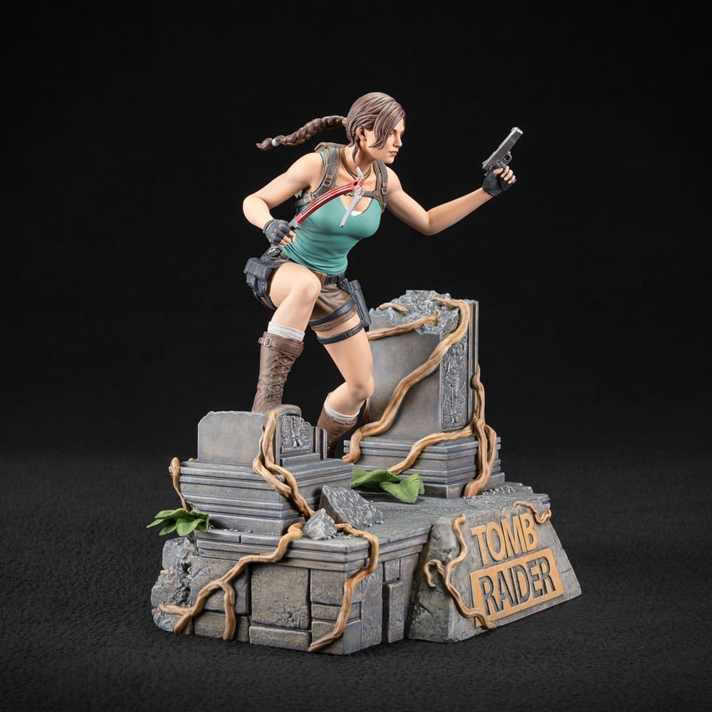 Tomb Raider statuette PVC Lara Croft 24 cm