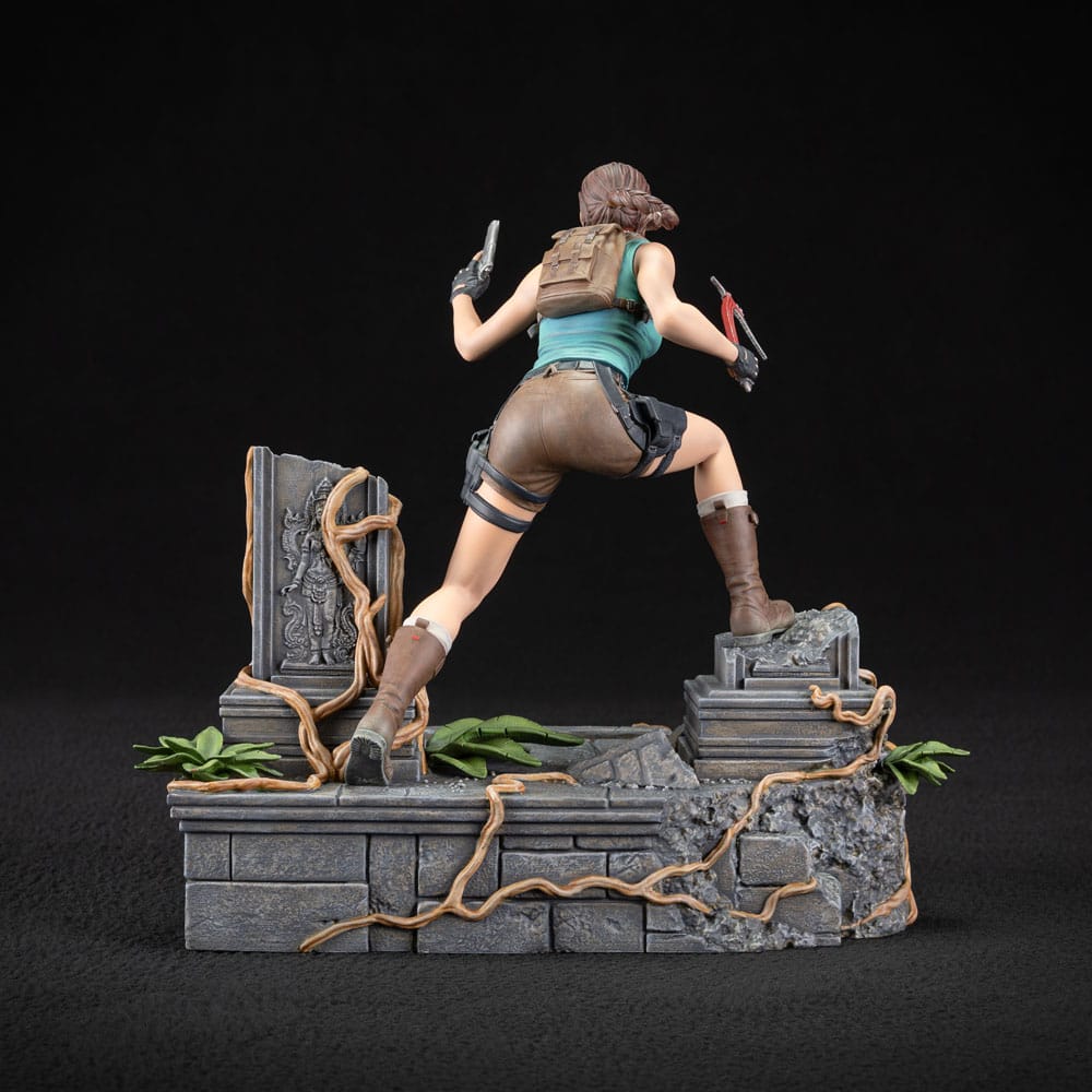 Tomb Raider statuette PVC Lara Croft 24 cm
