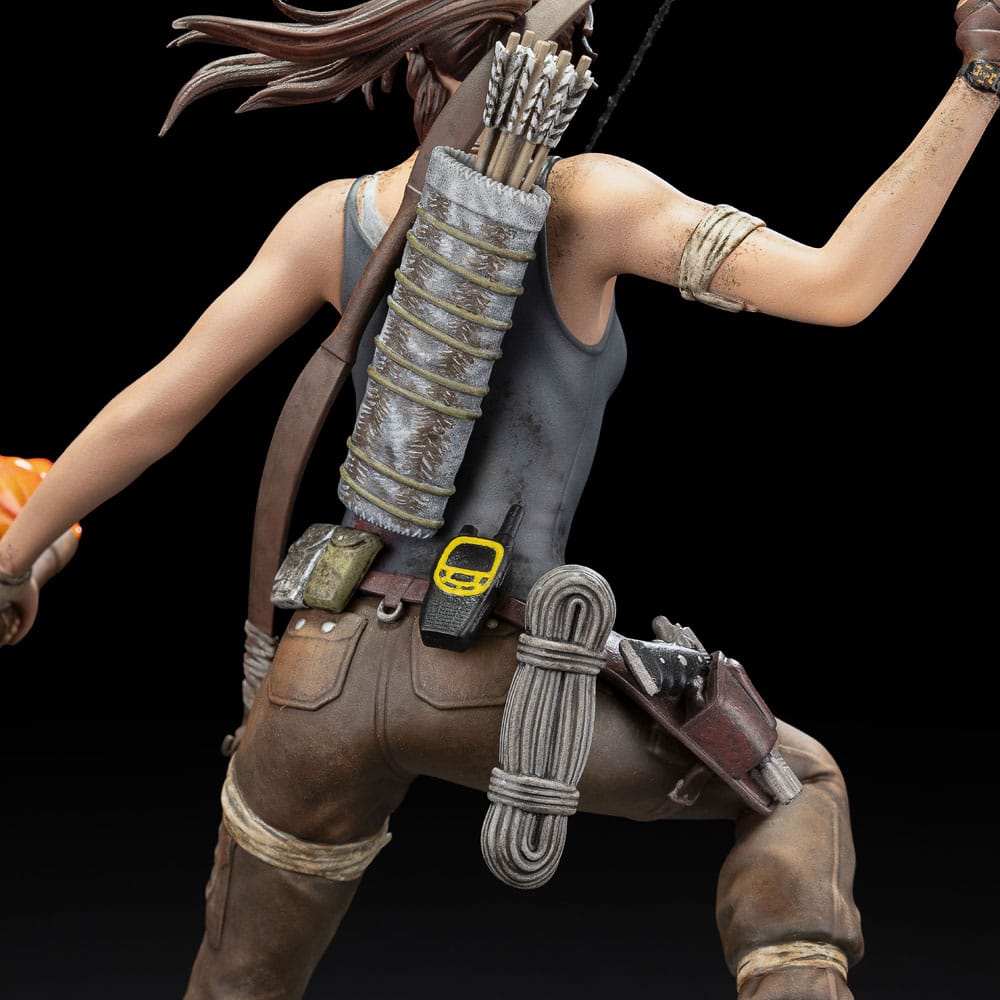 Statuette PVC Tomb Raider Lara Croft Survivor Era 33 cm