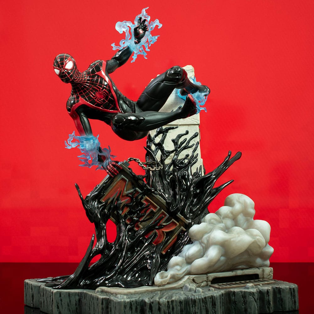 Marvel's Spider-Man 2 Marvel Gallery Deluxe diorama Miles Morales (Gamerverse) 25 cm
