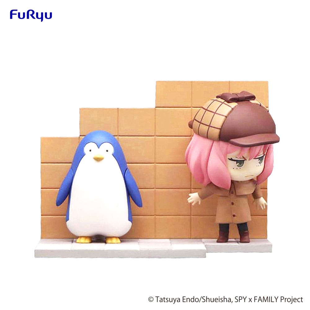 Spy x Family : Statuette PVC Hold Figure Anya & Penguin 10 cm
