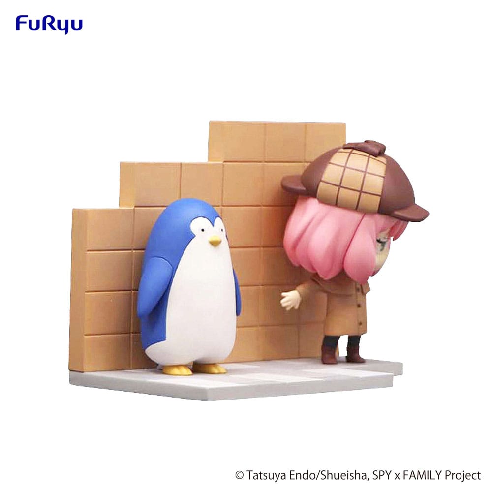 Spy x Family : Statuette PVC Hold Figure Anya & Penguin 10 cm