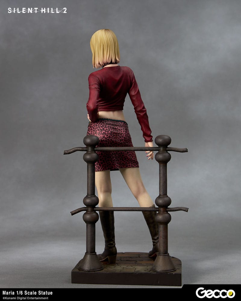 Silent Hill 2 Statuette 1/6 Maria 29 cm