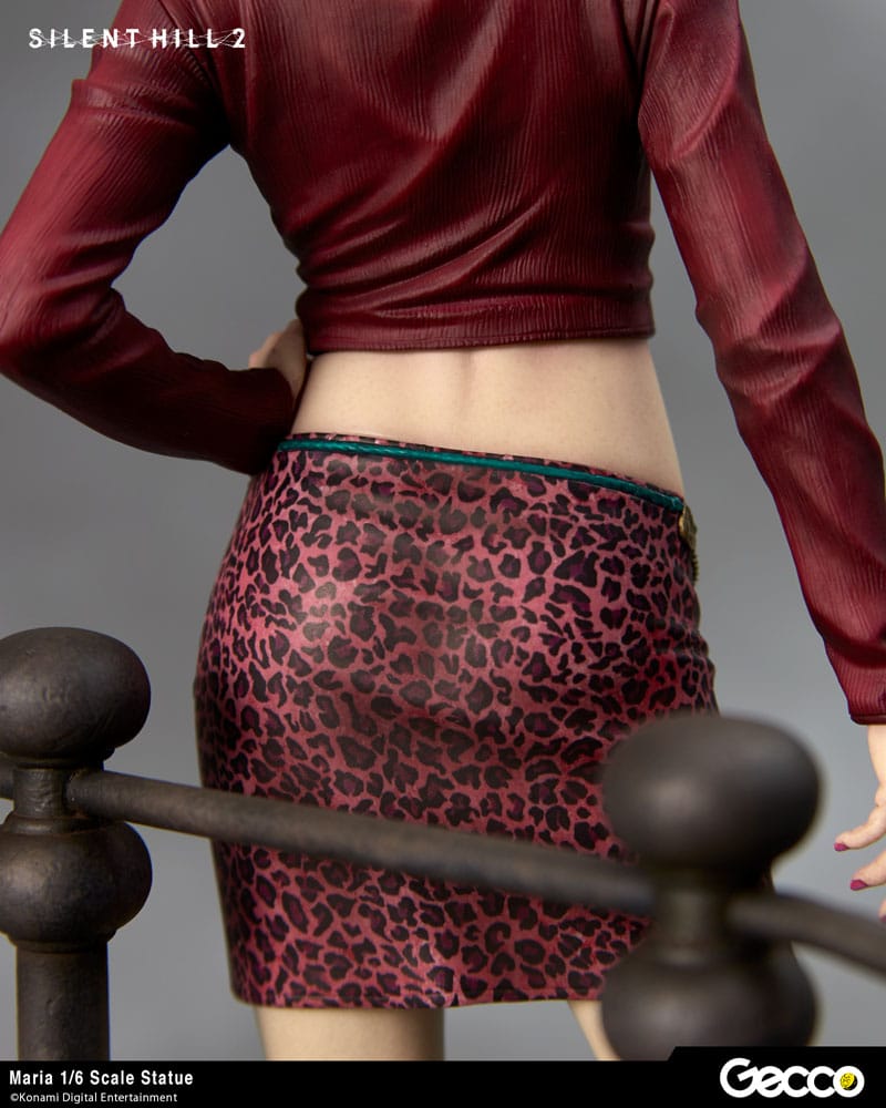 Silent Hill 2 Statuette 1/6 Maria 29 cm