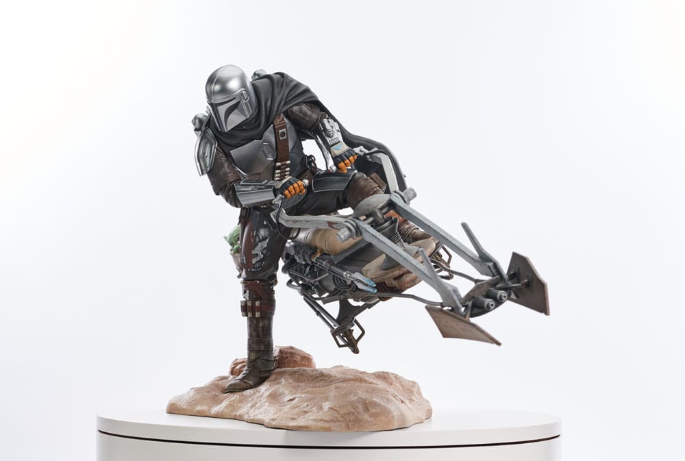 Star Wars: The Mandalorian : Statuette Din djarin et Grogu on speederbike