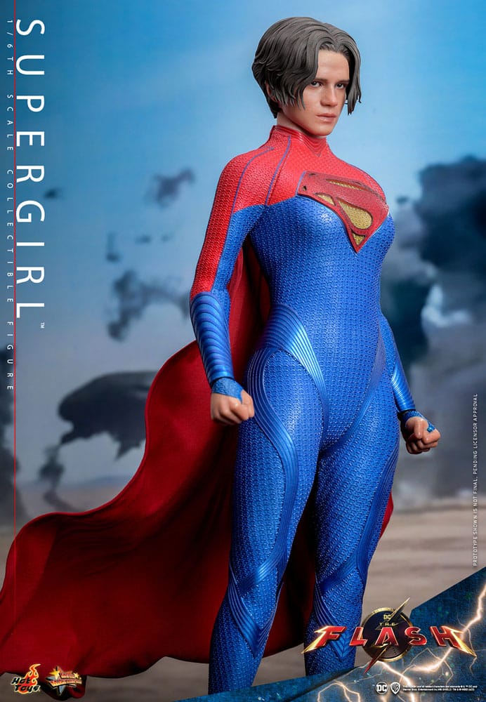 The Flash Movie : Figurine Supergirl 28 cm
