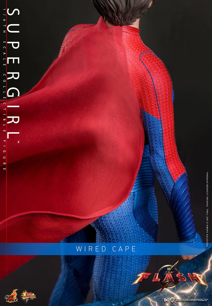 The Flash Movie : Figurine Supergirl 28 cm