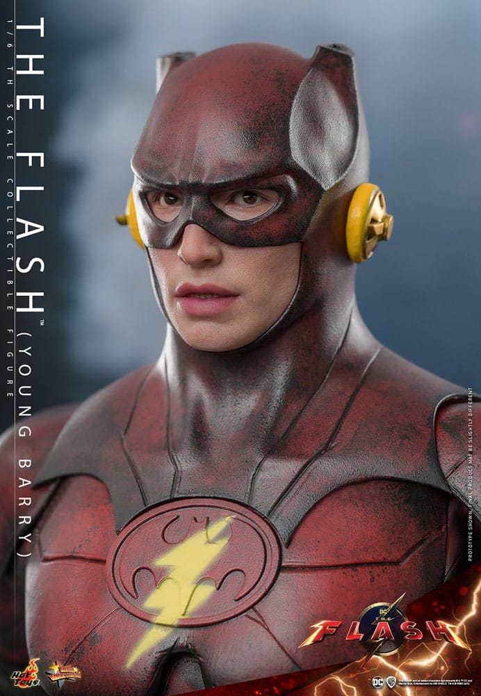 The Flash figurine Movie Masterpiece 1/6 The Flash (Young Barry) 30 cm