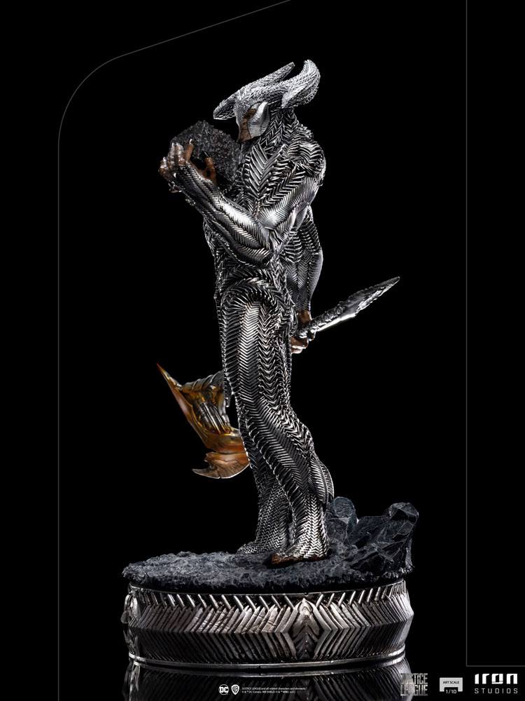 Zack Snyder's Justice League : Statuette 1/10 Art Scale Steppenwolf 29 cm