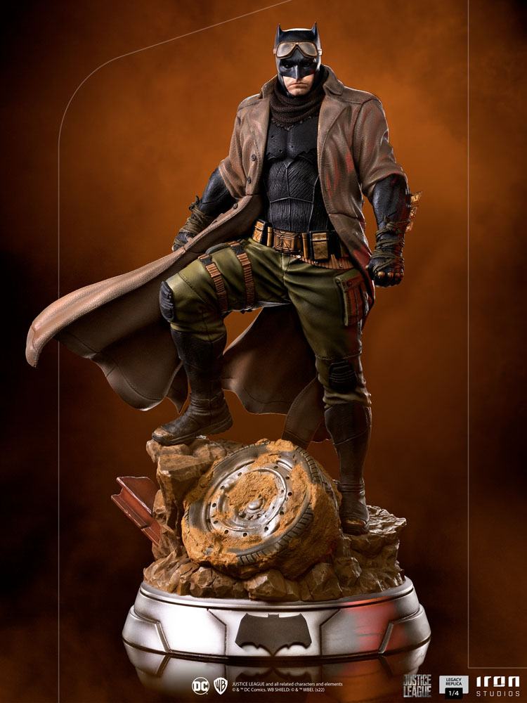 Zack Snyder's Justice League : Statuette Legacy Replica 1/4 Batman Knightmare 58 cm