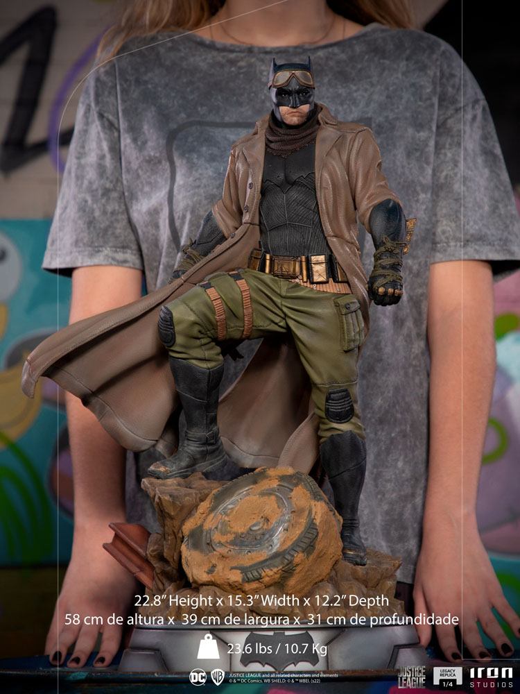 Zack Snyder's Justice League : Statuette Legacy Replica 1/4 Batman Knightmare 58 cm