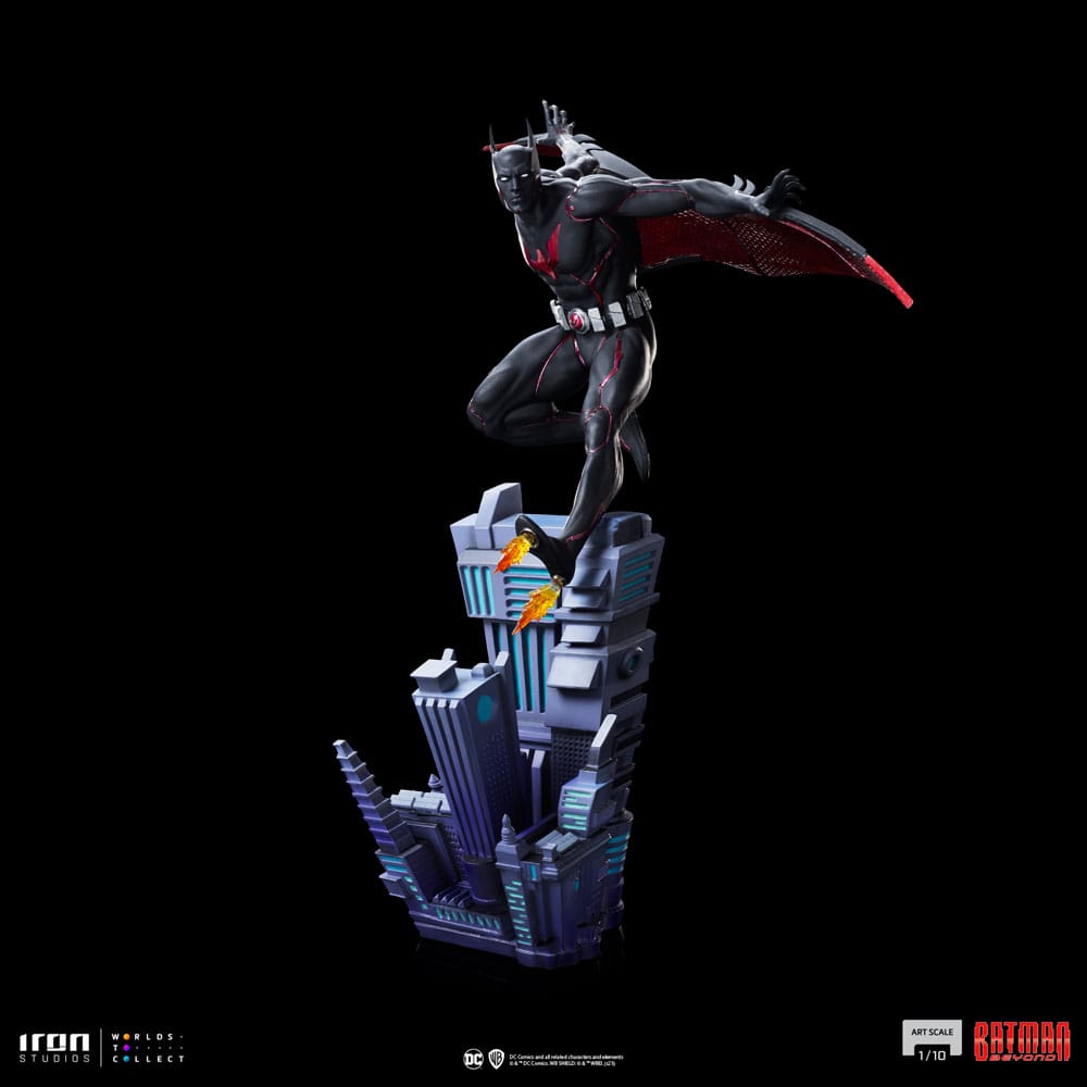 DC Comics : Statuette Art Scale Batman 29 cm