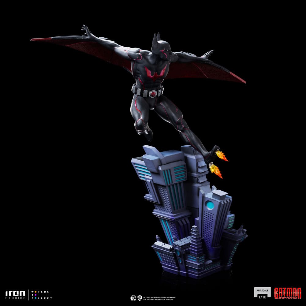 DC Comics : Statuette Art Scale Batman 29 cm