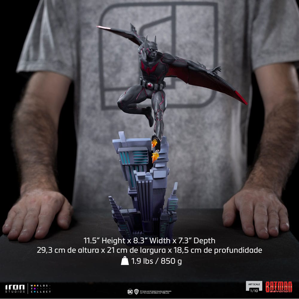 DC Comics : Statuette Art Scale Batman 29 cm