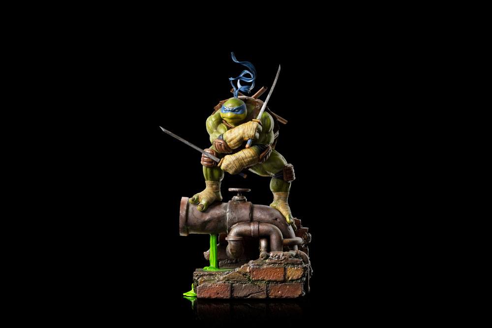 Les Tortues ninja : Statuette Art Scale Leonardo 24 cm