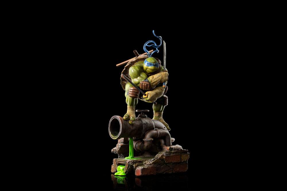 Les Tortues ninja : Statuette Art Scale Leonardo 24 cm