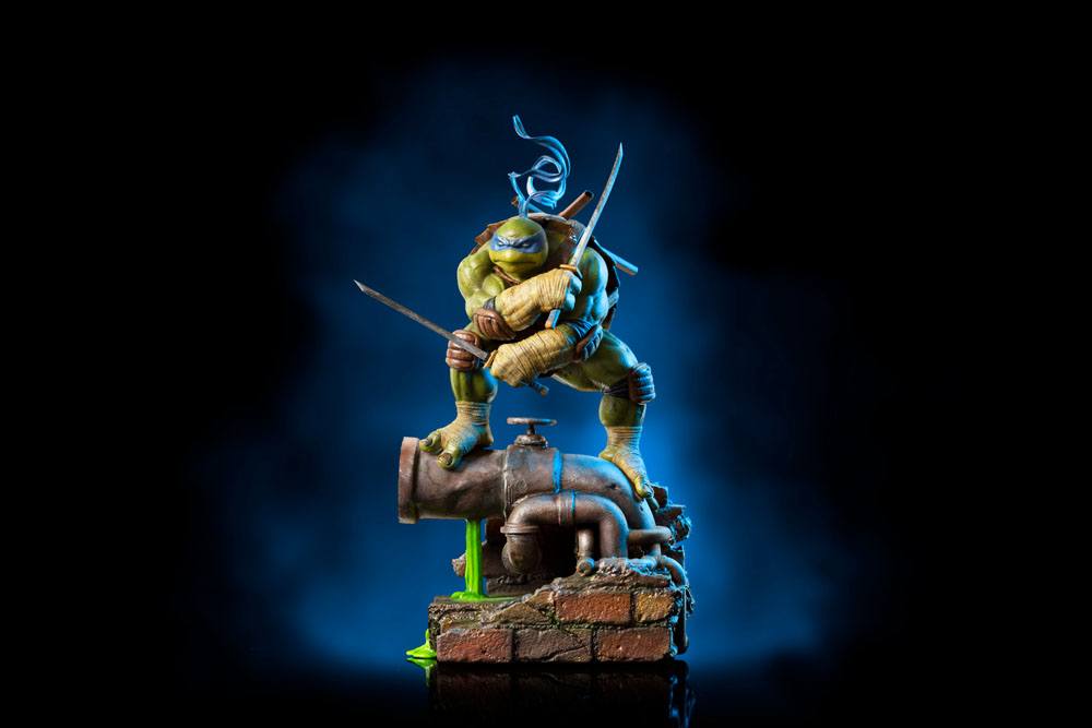 Les Tortues ninja : Statuette Art Scale Leonardo 24 cm