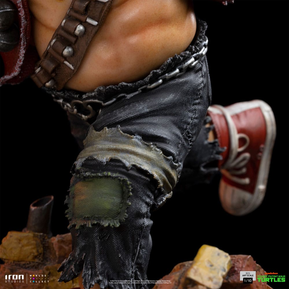 Les Tortues ninja : Statuette Art Scale Bebop 23 cm