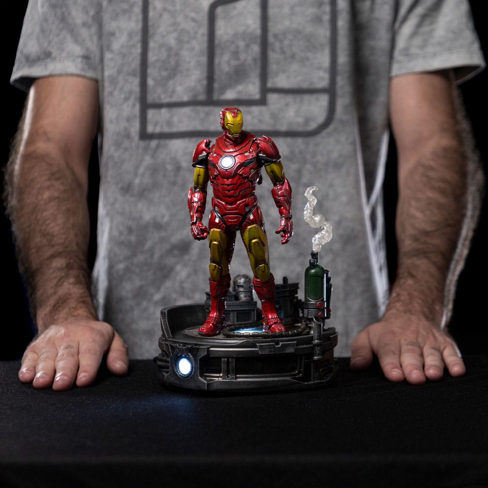 Marvel statuette 1/10 Deluxe Art Scale Iron Man Unleashed 23 cm