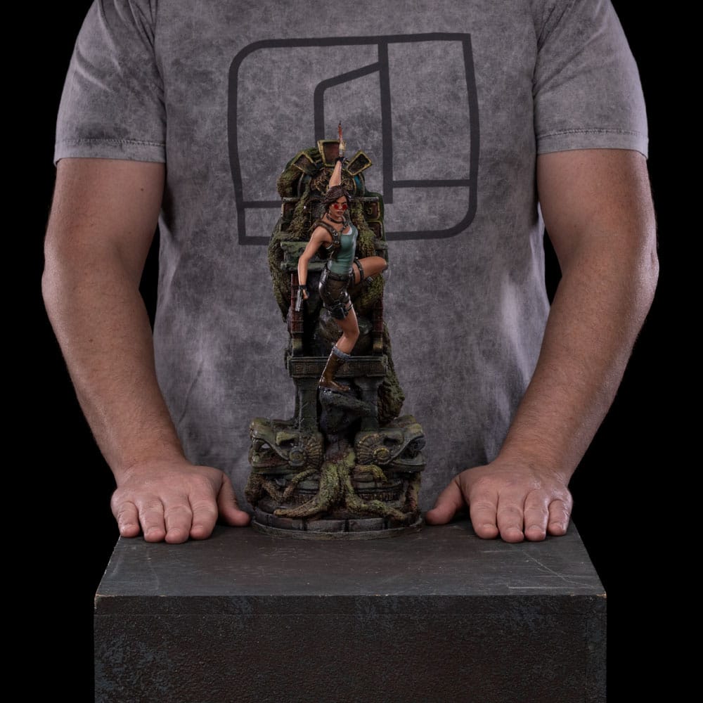 Statuette Tomb Raider 1/10 Deluxe Art Scale Lara Croft 36 cm