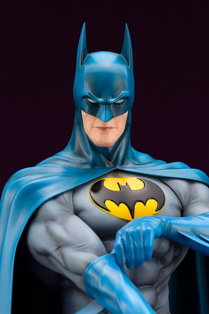 DC Comics : Statuette Batman The Bronze Age 30 cm