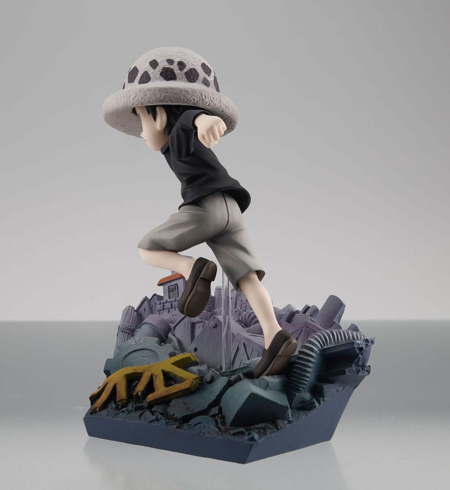 One Piece G.E.M. Series : Statuette PVC Trafalgar Law Run! Run! Run! 13 cm