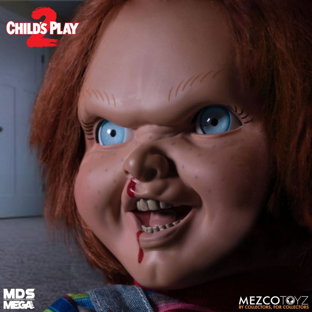 Chucky, la poupée de sang poupée parlante Designer Series Menacing Chucky 38 cm