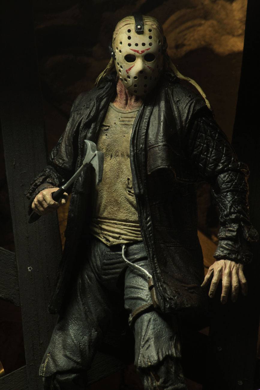 Vendredi 13 2009 figurine Ultimate Jason 18 cm