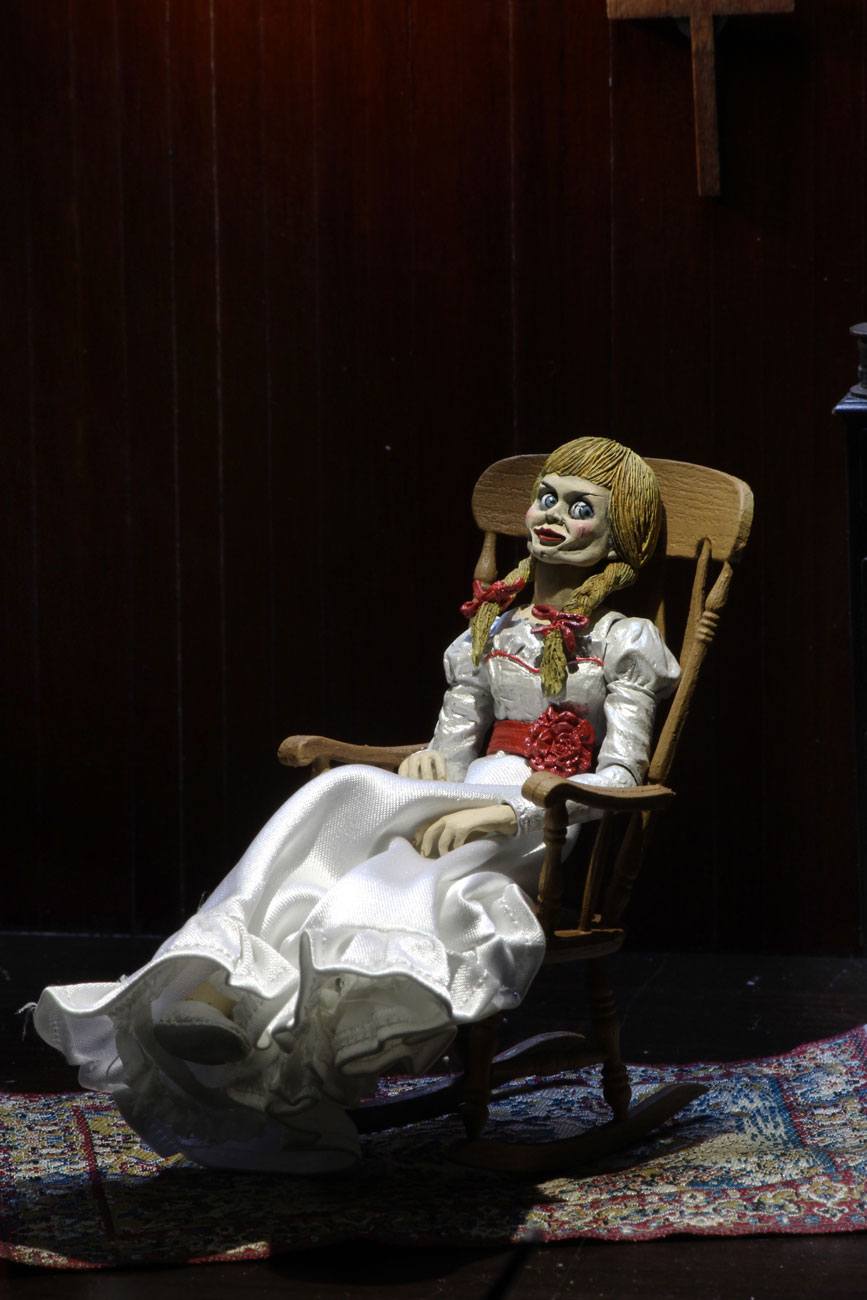 The Conjuring Universe figurine Ultimate Annabelle (Annabelle 3) 15 cm