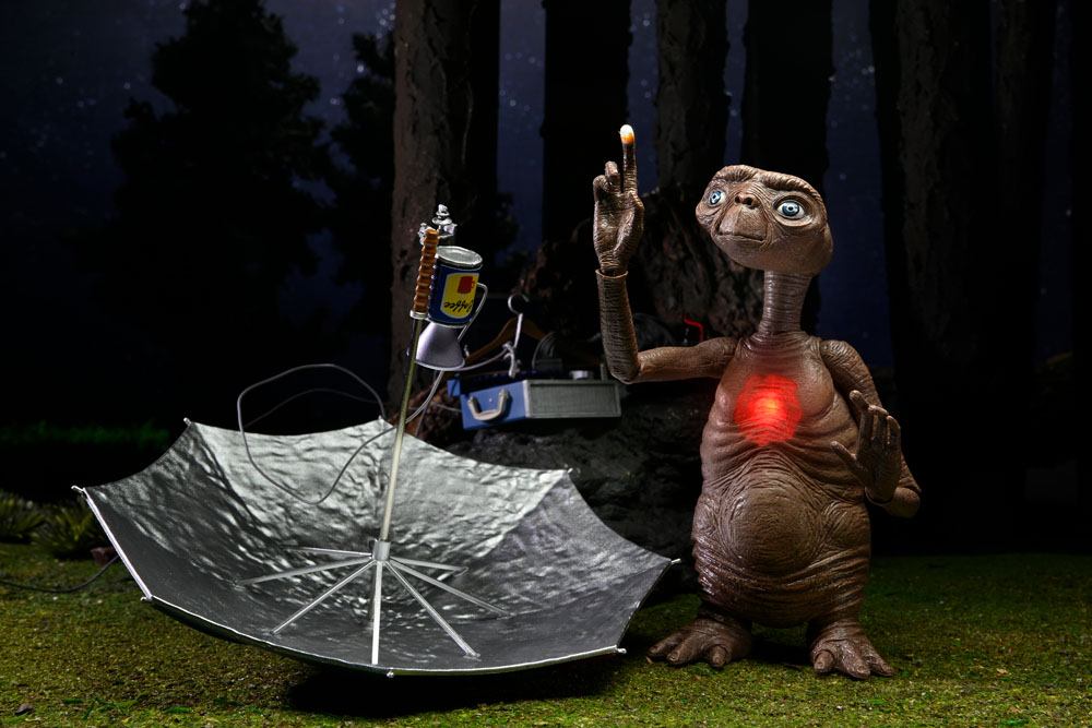 E.T., l'extra-terrestre figurine Ultimate Deluxe E.T. 11 cm