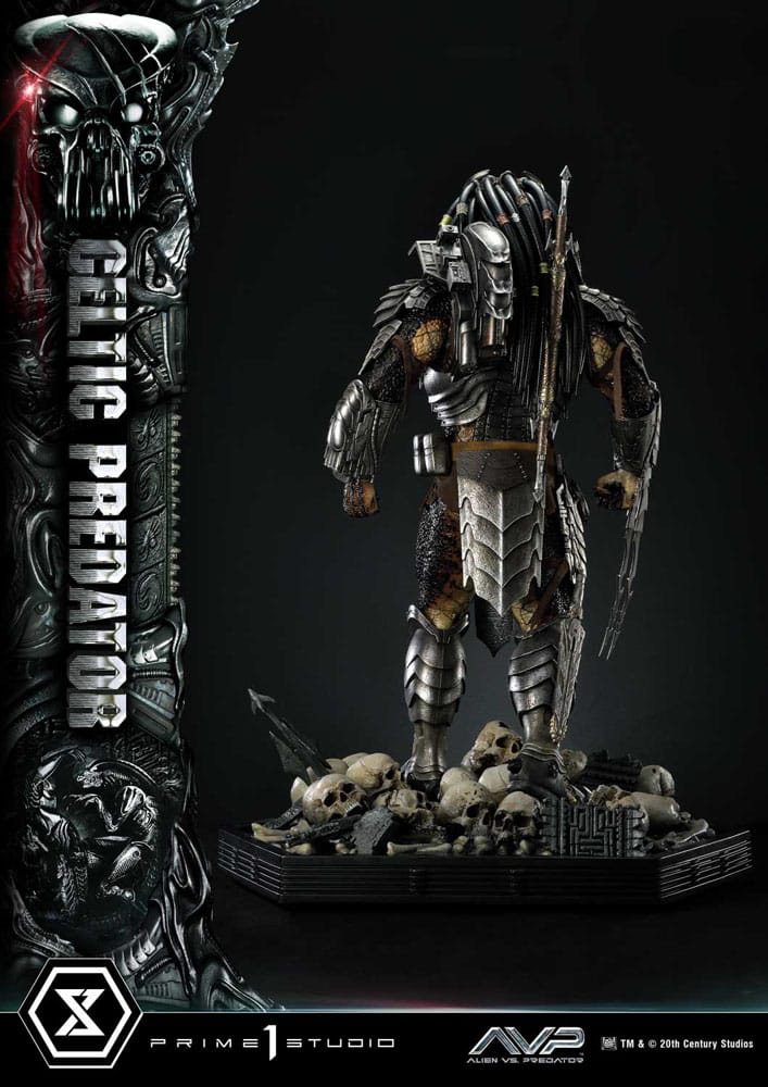 The Alien vs. Predator statuette Museum Masterline Series 1/3 Celtic Predator 95 cm