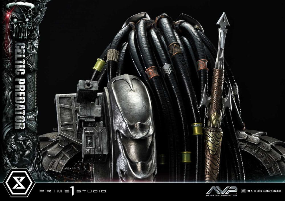 The Alien vs. Predator statuette Museum Masterline Series 1/3 Celtic Predator 95 cm