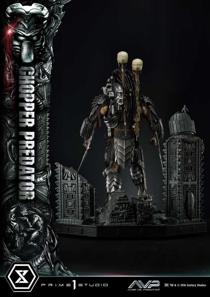 The Alien vs. Predator statuette Museum Masterline Series 1/3 Chopper Predator 103 cm
