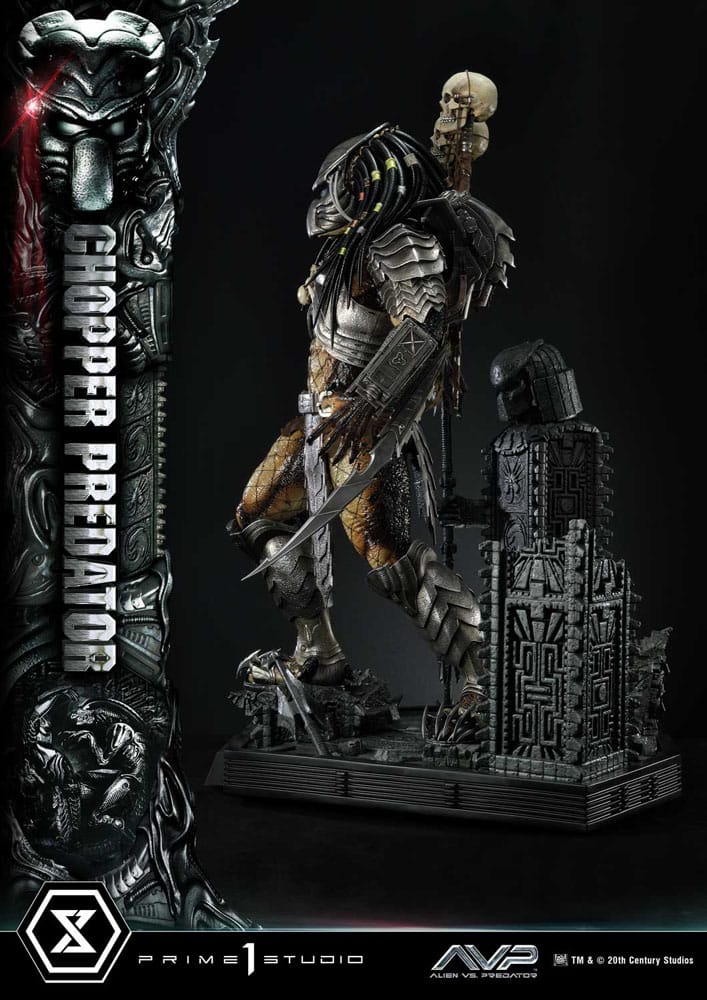 The Alien vs. Predator statuette Museum Masterline Series 1/3 Chopper Predator 103 cm