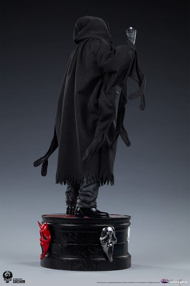 Scream : Ghost Face statuette Deluxe Version 57 cm
