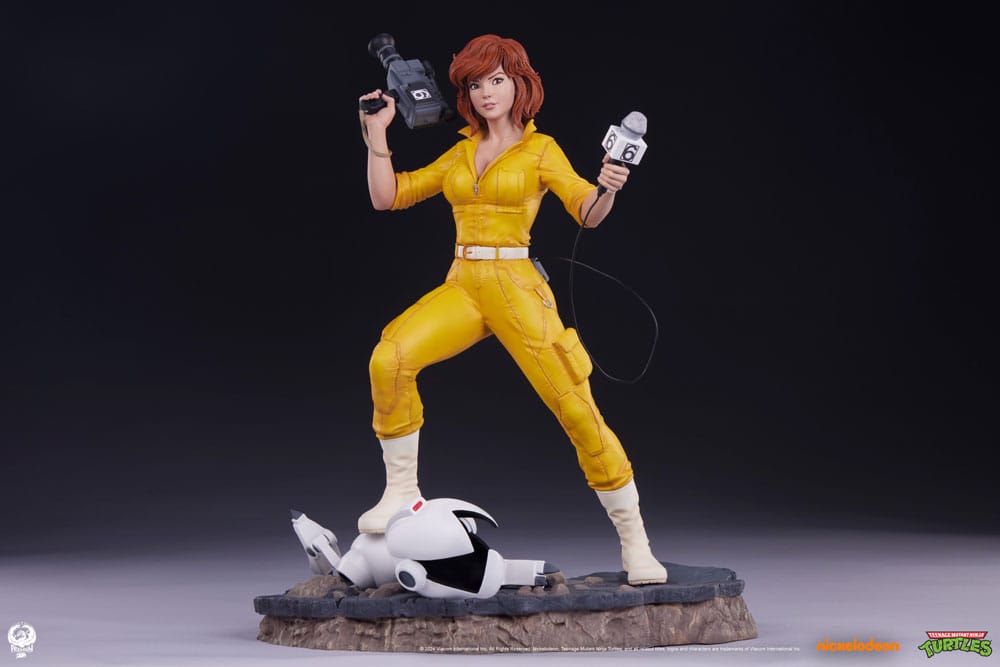 Tortues Ninja statuette Premier Series 1/4 April O'Neil 46 cm