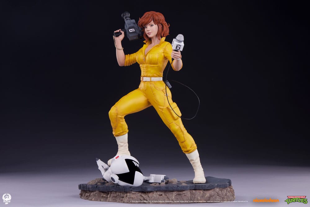 Tortues Ninja statuette Premier Series 1/4 April O'Neil 46 cm