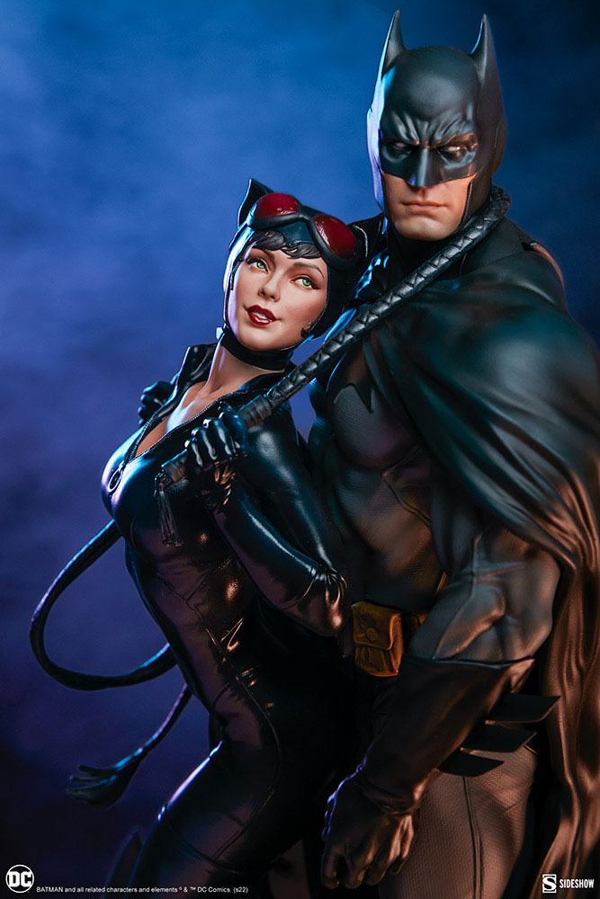 DC Comics diorama Batman & Catwoman 51 cm