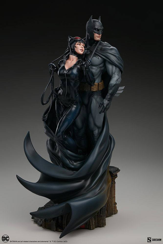 DC Comics diorama Batman & Catwoman 51 cm