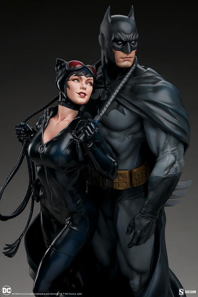DC Comics diorama Batman & Catwoman 51 cm