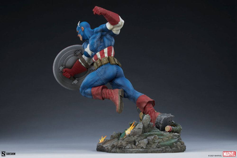 Marvel : Statuette Premium Format Captain America 53 cm