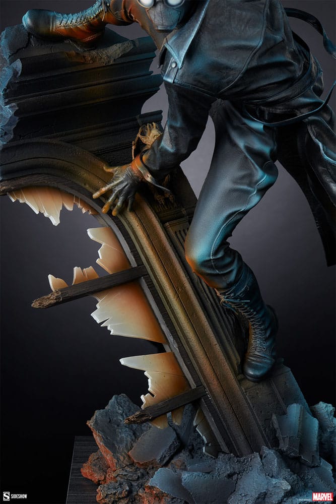 Marvel : Statuette Premium Format Spider-Man: Noir 68 cm