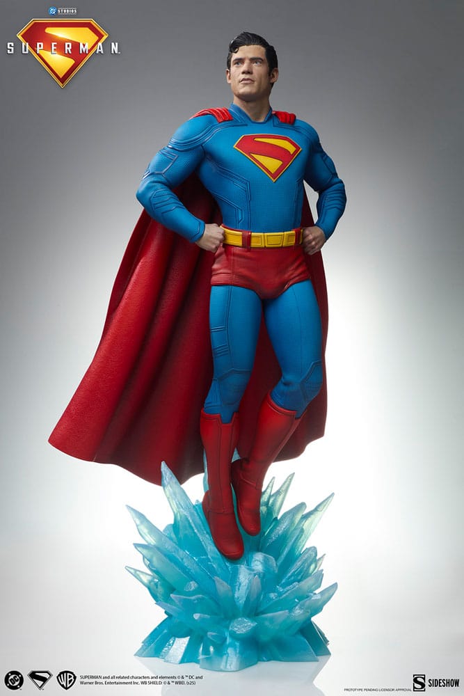 Superman (2025) statuette Premium Format Superman 61 cm