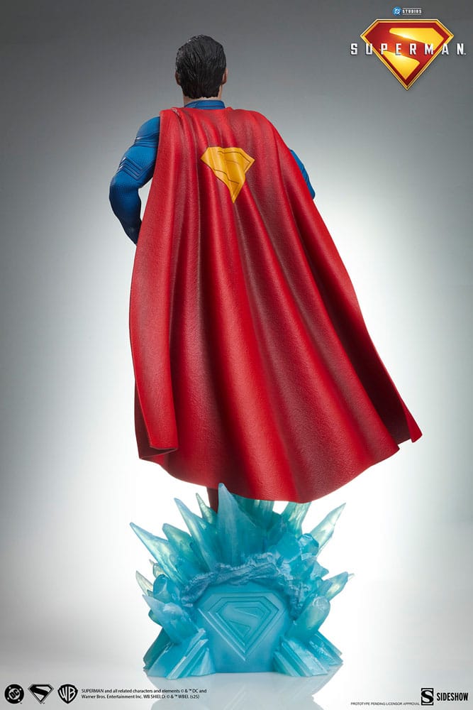 Superman (2025) statuette Premium Format Superman 61 cm