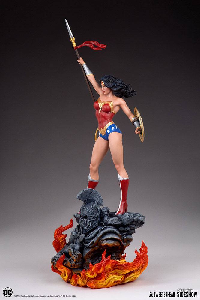 DC Comics : Statuette 1/6 Wonder Woman 69 cm