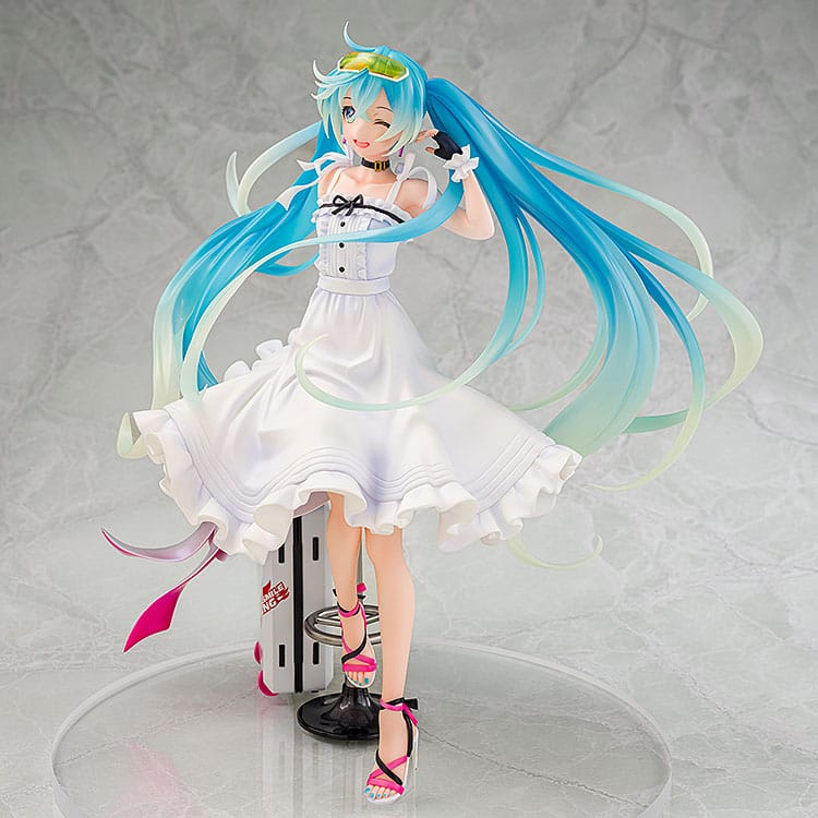 Hatsune Miku GT Project Original PVC 1/7 Vacation Style Ver. 24 cm
