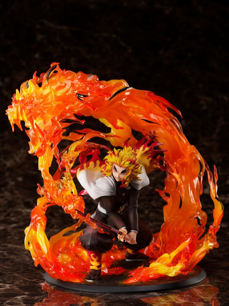 Demon Slayer: Kimetsu no Yaiba : Statuette 1/8 Kyojuro Rengoku 26 cm