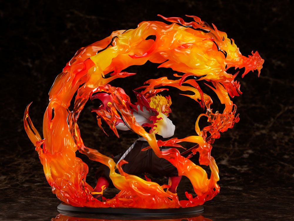Demon Slayer: Kimetsu no Yaiba : Statuette 1/8 Kyojuro Rengoku 26 cm