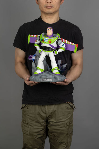 Statuette Toy Story Master Craft Ranger Buzz l'Éclair 34 cm