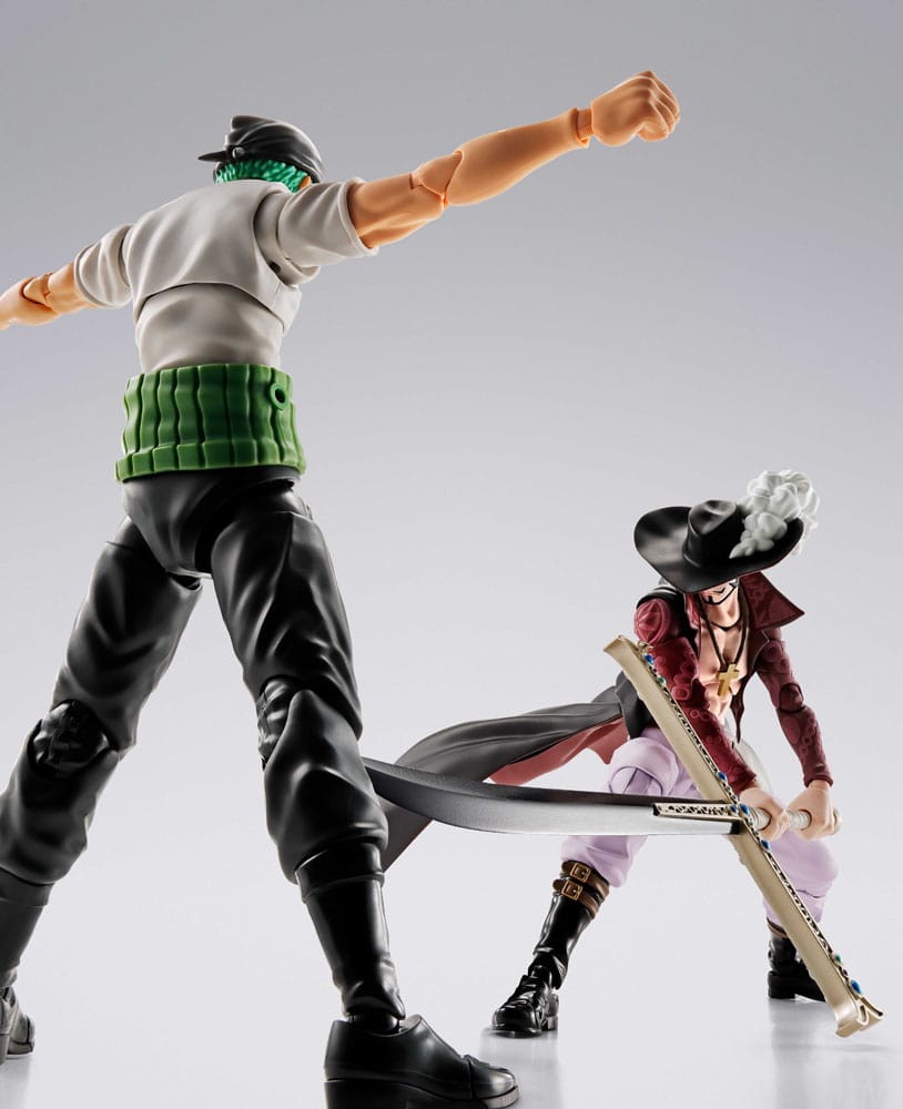 Figurine One Piece SHFiguarts Dracule Mihawk Hawkeye 17 cm